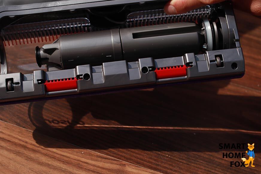 The anti-hair comb of the Torque-Drive floor nozzle